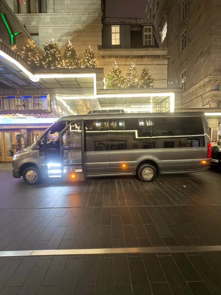 17-Seats-Minibus-hire-02